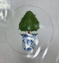 Load image into Gallery viewer, topiary, summer