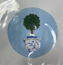 Load image into Gallery viewer, topiary, spring