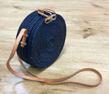 Load image into Gallery viewer, iris bowtie round bag