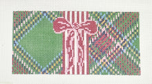 Load image into Gallery viewer, plaid with bow insert, red or green
