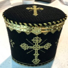 Load image into Gallery viewer, crosses hinged box, black