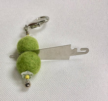 Load image into Gallery viewer, threader with felted balls