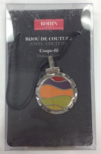 Load image into Gallery viewer, thread cutter pendant