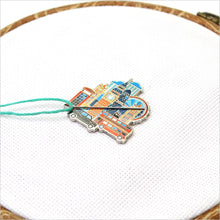 Load image into Gallery viewer, London - Magnetic Needle Minder Set #1
