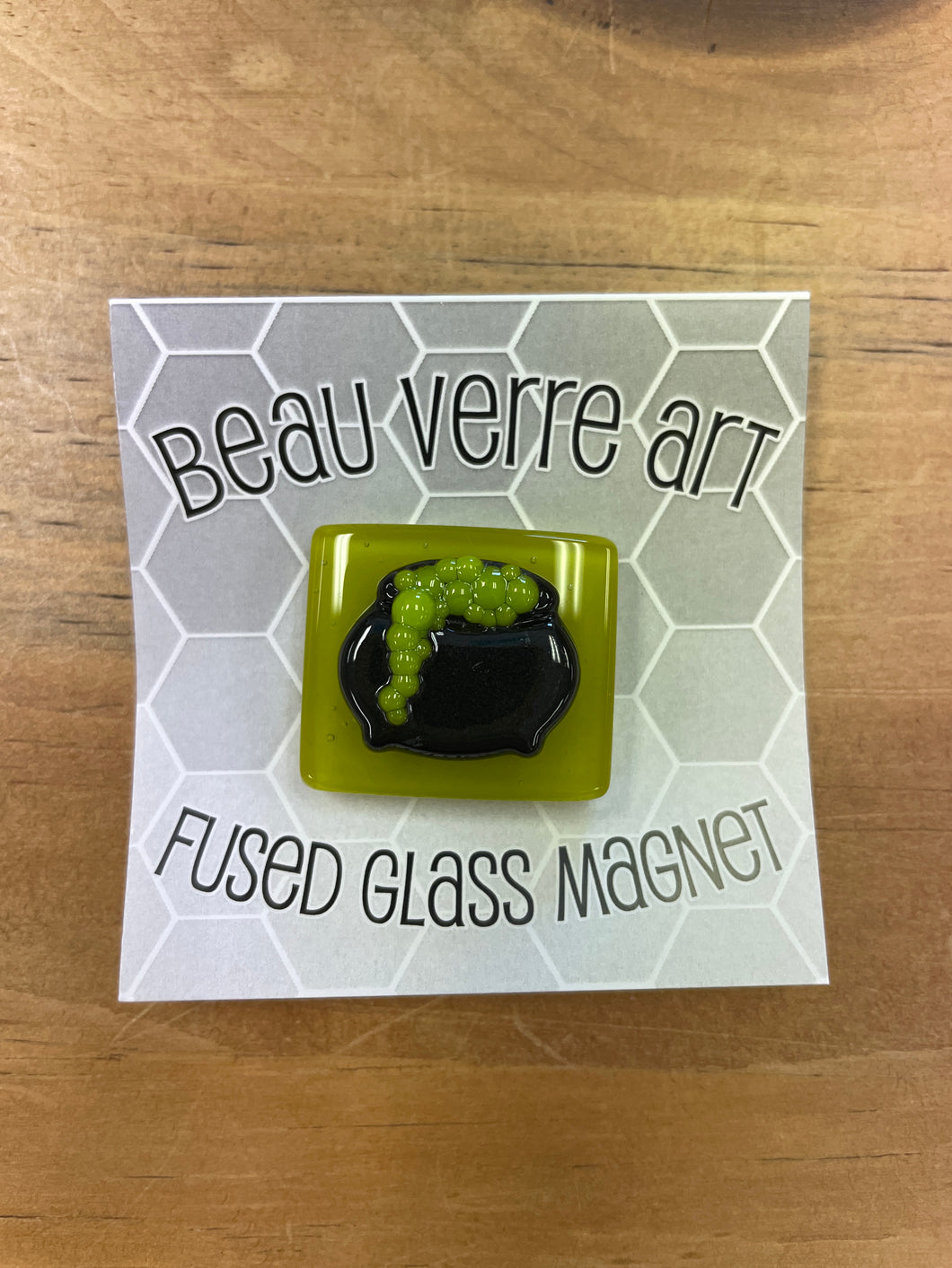 Cauldron Fused Glass Needle Minder