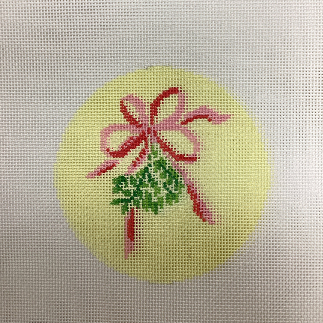 CM113 Mistletoe round