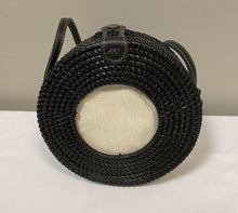 Load image into Gallery viewer, rattan purse
